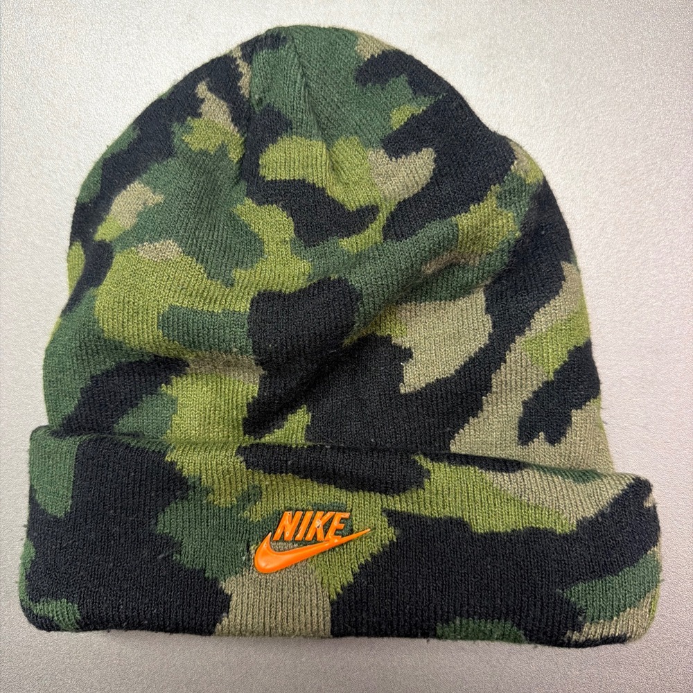 Nike Swoosh Woodland Camo Pom Beanie Toboggan Ski Hat Cap